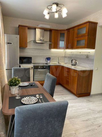 2-к. квартира, 60 м², 11/16 эт.