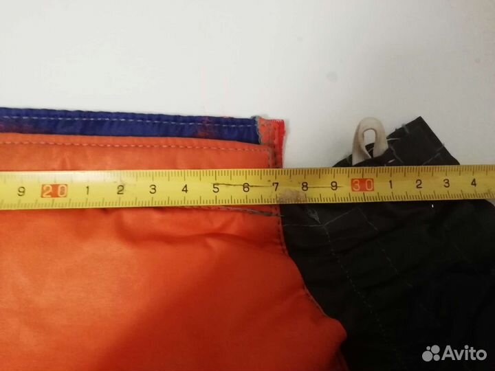 Корм, комбезы, лежанка, лососевое масло для собак