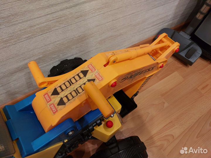 Детская машинка