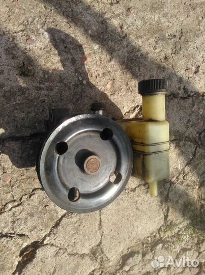 Насос гур mazda сх 7