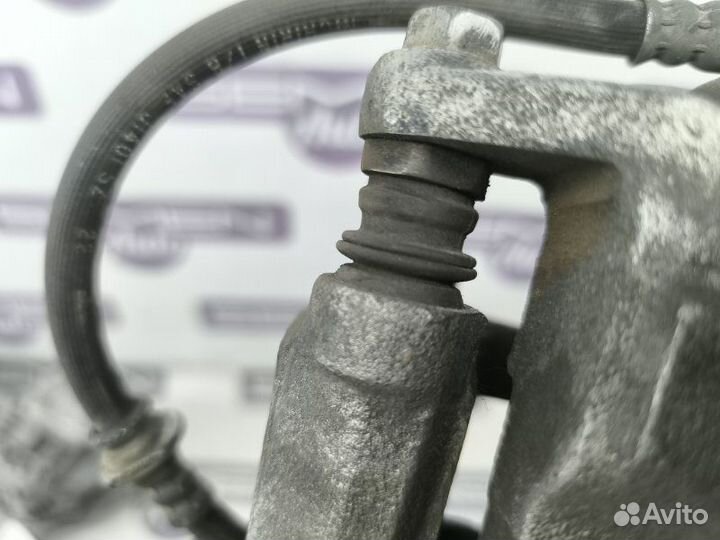 Суппорт передний правый Nissan Teana J32 2008-2014