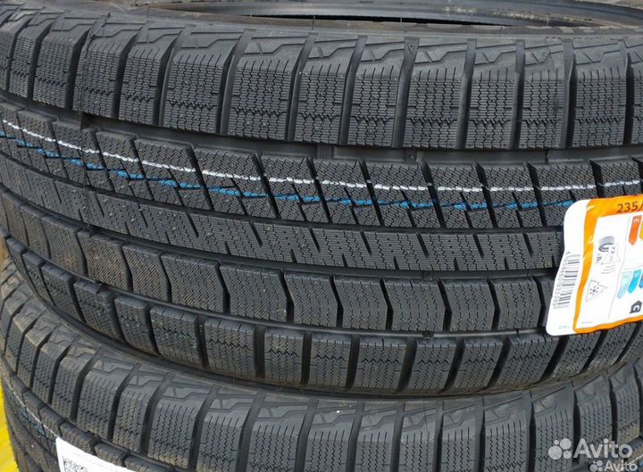 Tracmax X-Privilo S360 235/50 R19