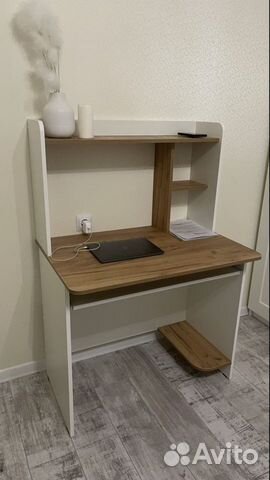 Стол компьютерный