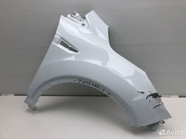 Крыло переднее правое Ford Kuga 2