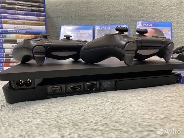 Sony PS4 slim 1Tb +2джоя