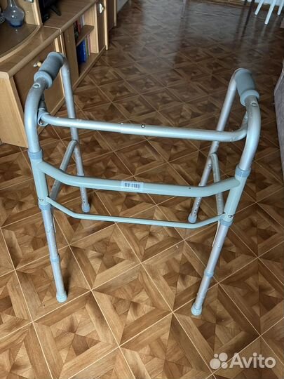 Ходунки для взрослых