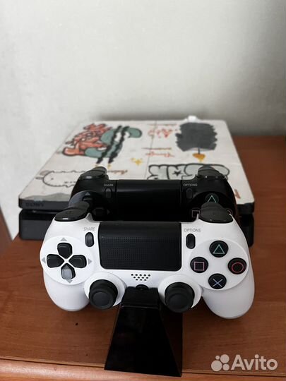 Продам PlayStation 4 на 1тб