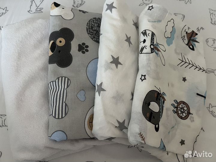 Наматрасник и простыни на круглую кроватку