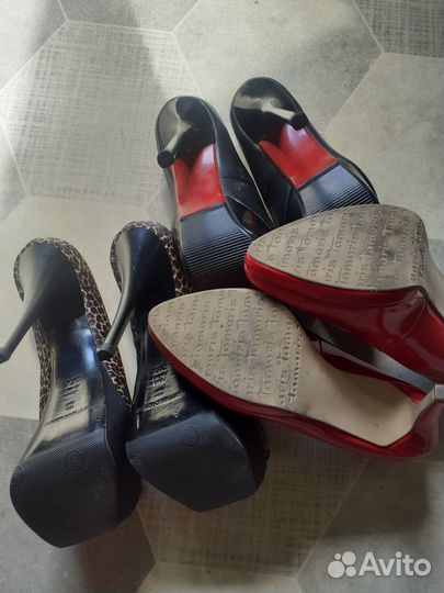 Туфли на высоком каблуке и шпильках