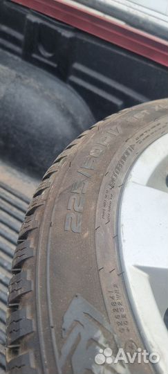 Nokian Tyres Hakkapeliitta 8 225/50 R17