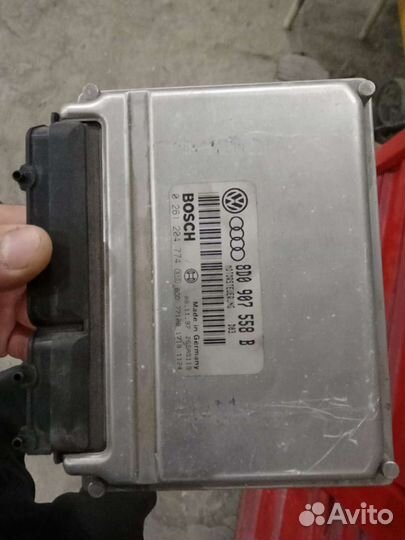Блок управления двигателем Фольксваген Пассат В5
