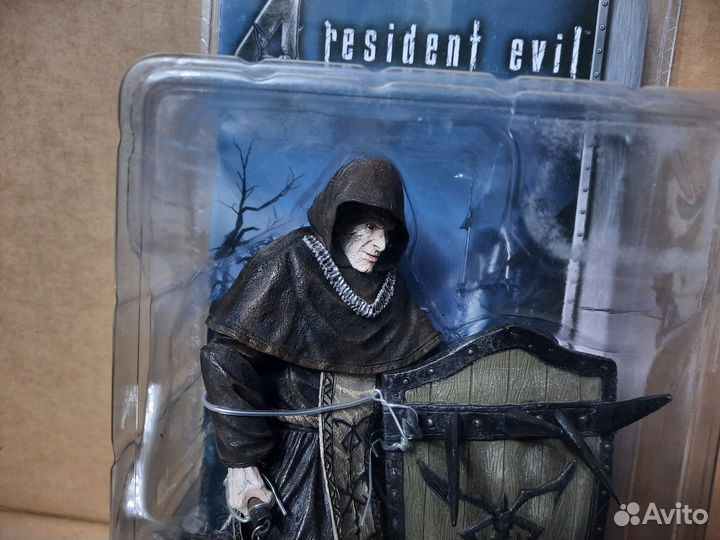 Neca - Resident Evil 4: Los Illuminados Monks