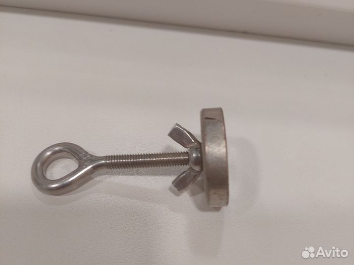 Поисковый магнит для потерянного металла в озере