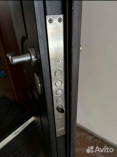 Вскрытие, установка, замена замков