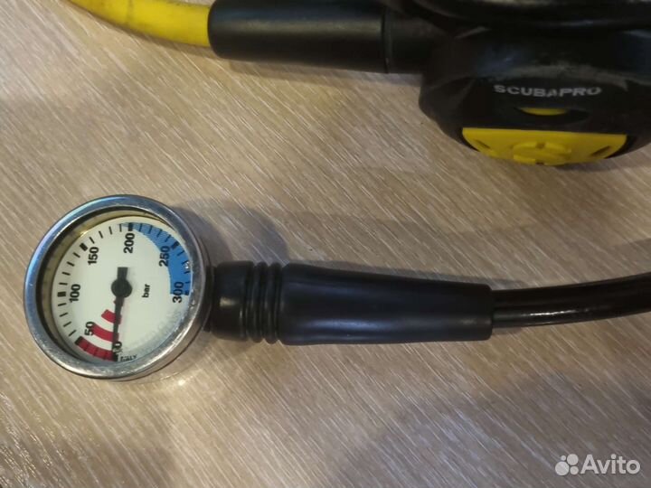 Регулятор для дайвинга scubapro