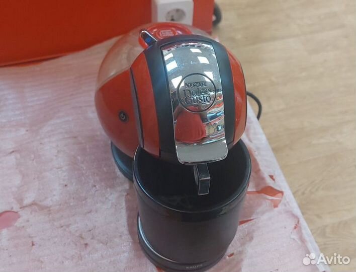 Кофеварка Dolce gusto Nescafe капсульная