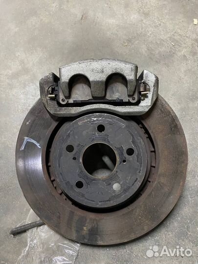 Суппорт передний левый Toyota Rav 4 XA 40