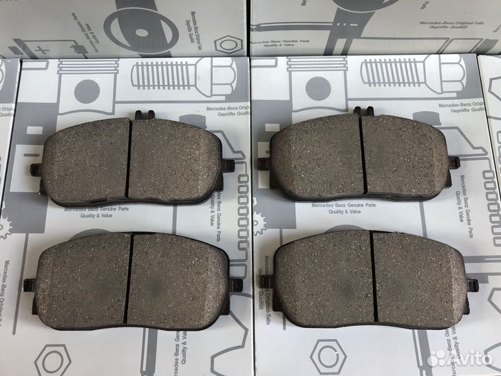 Колодки тормозные W177/247/GLE167 A0004205403