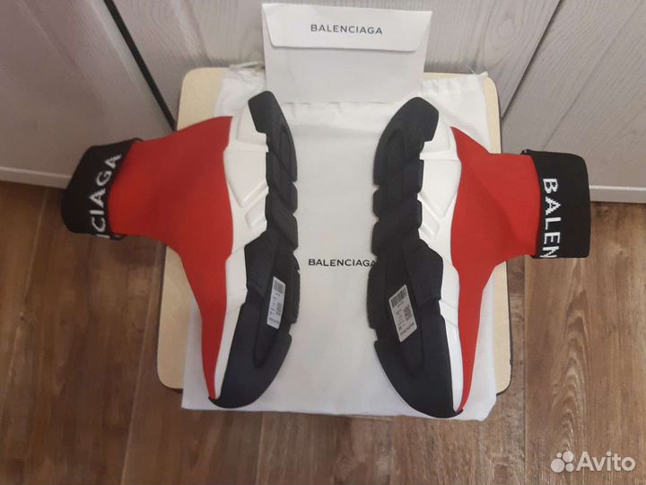 Оригинал Италия,Кроссовки Balenciaga люкс р 40