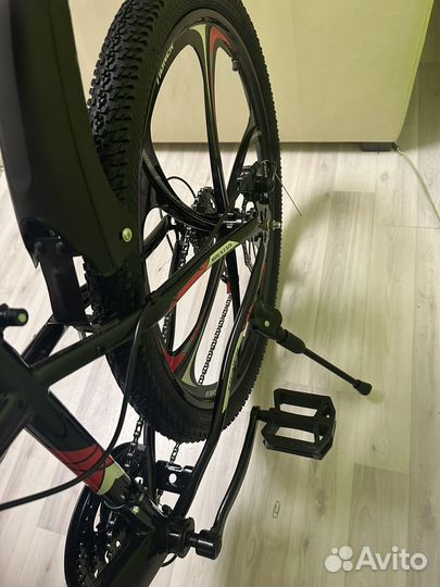 Велосипед на литых дисках