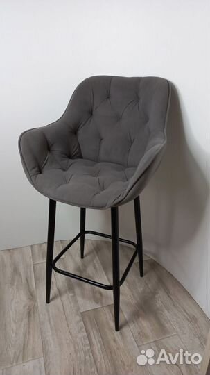 Барный стул