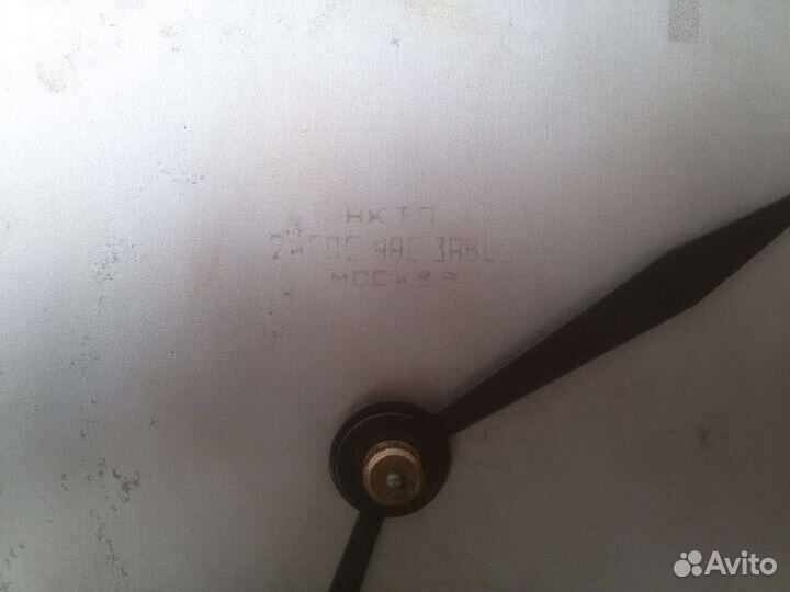 Старинные антикварные настенные часы СССР