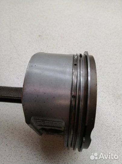 Поршень с шатуном левый Toyota Harrier MCU10W