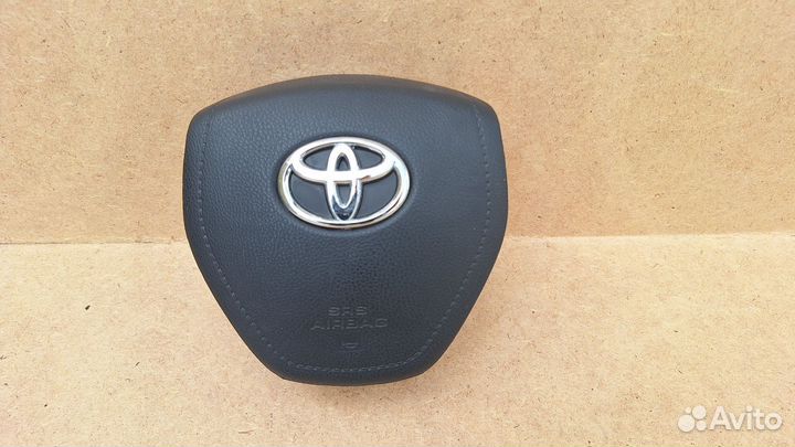 Подушка безопасности в руль Toyota Rav 4 XA40