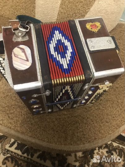 Гармонь кирилловская