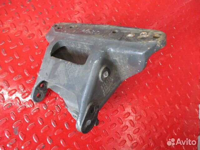 Кронштейн передней рессоры Volvo FH FM 21899322