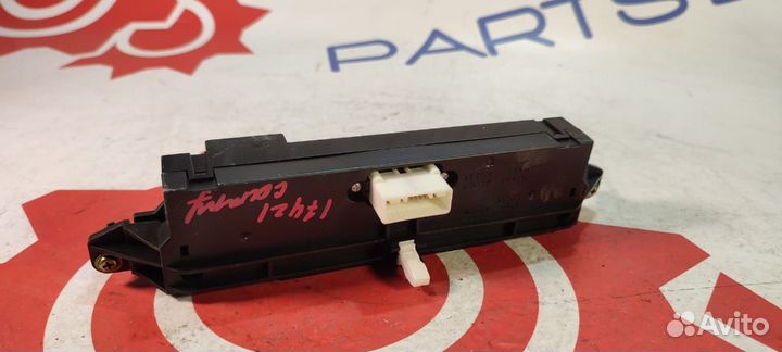 Часы Toyota Camry ACV30