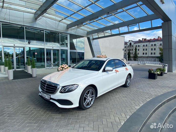 Свадебный декор на машину, украшение