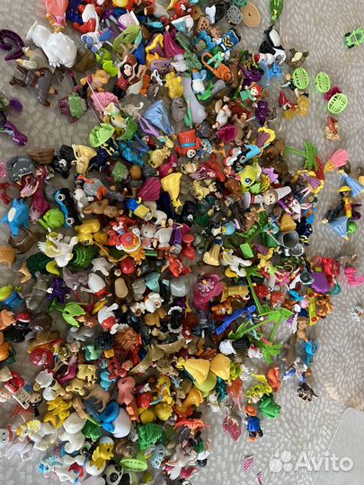 Киндеры и мелкие игрушки