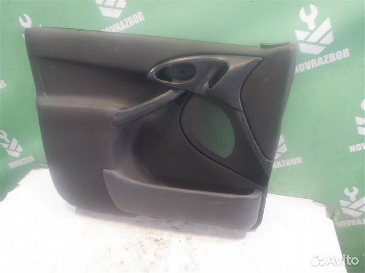 Обшивка двери передней левой Форд Фокус 1