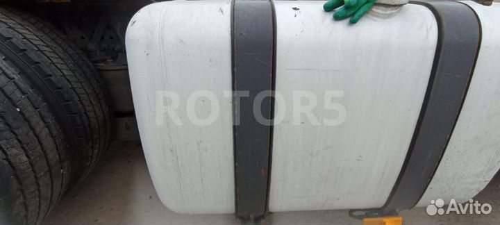 Лента (кронштейн) бака топливного Mercedes-Benz