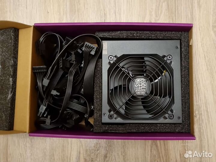 Блок питания 750w gold