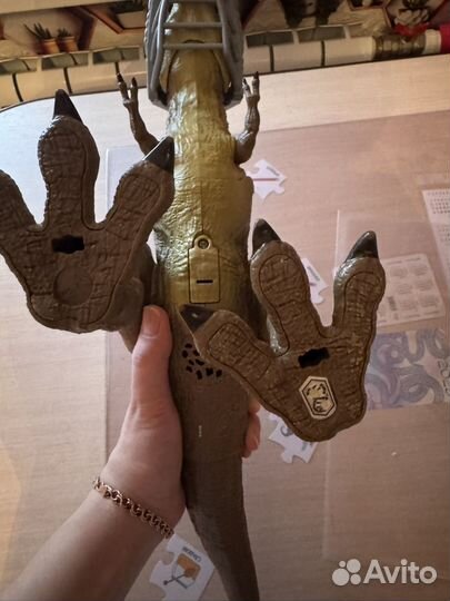 Динозавры jurassic world