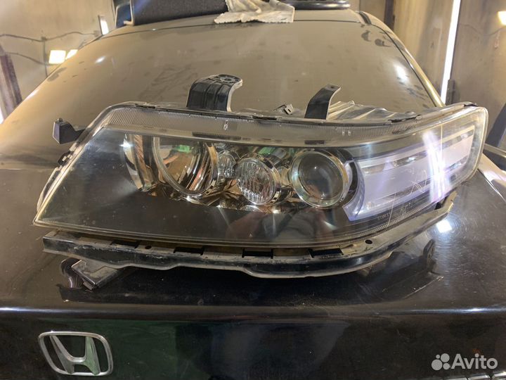 Фара левая honda accord 7 ксенон