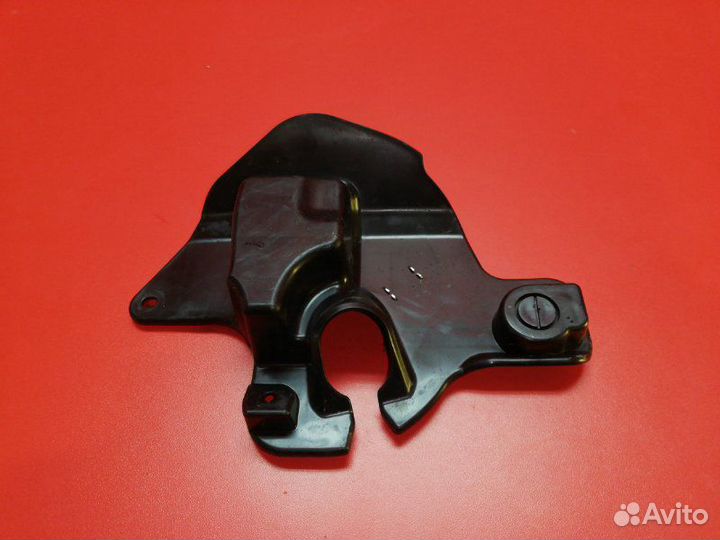 Пыльник рулевой колонки Mitsubishi Lancer CY2A