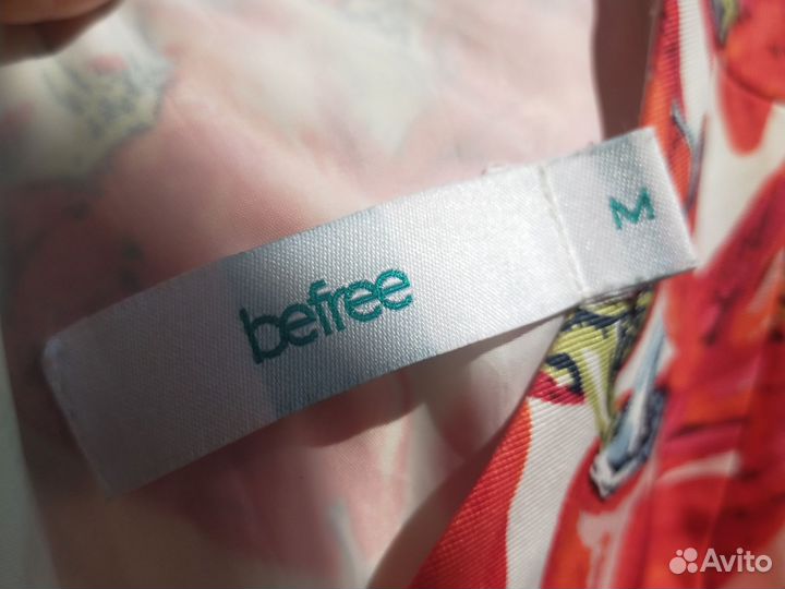 Платье Befree 44р