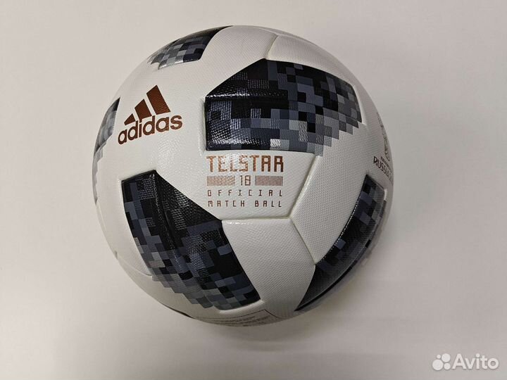 Футбольный мяч adidas telstar fifa 2018