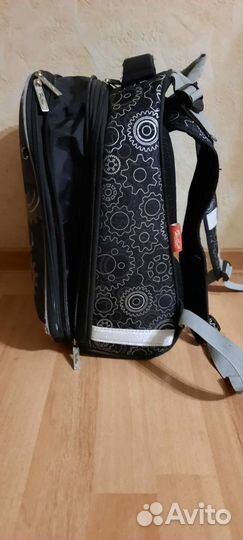 Школьный рюкзак
