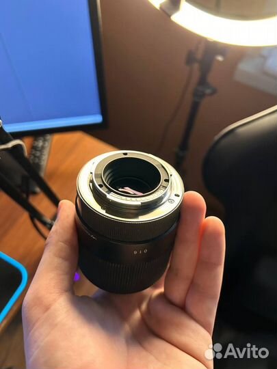 Объектив Sigma 30mm f 1.4 sony e