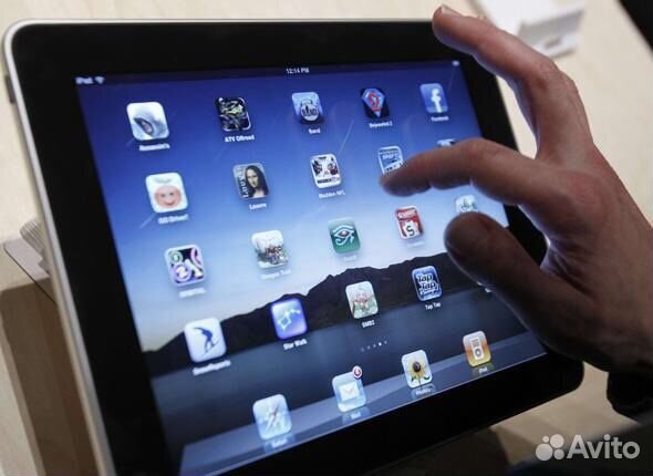 iPad Wi Fi + 3G 64 Gb первое поколение