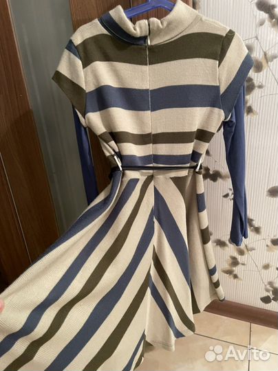 Платье для девочки р 140