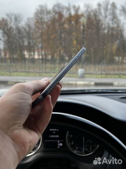 iPhone 8 Plus, 64 ГБ