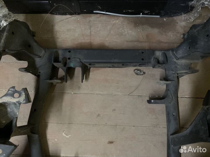 Mercedes w164 ml350 подрамник передний