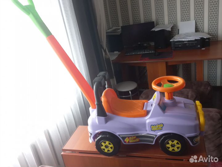 Машинка-каталка