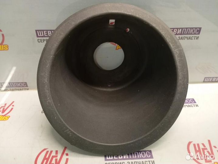 Кожух заливной горловины верхний Hummer H3