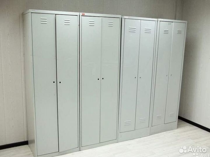 Шкафы для одежды